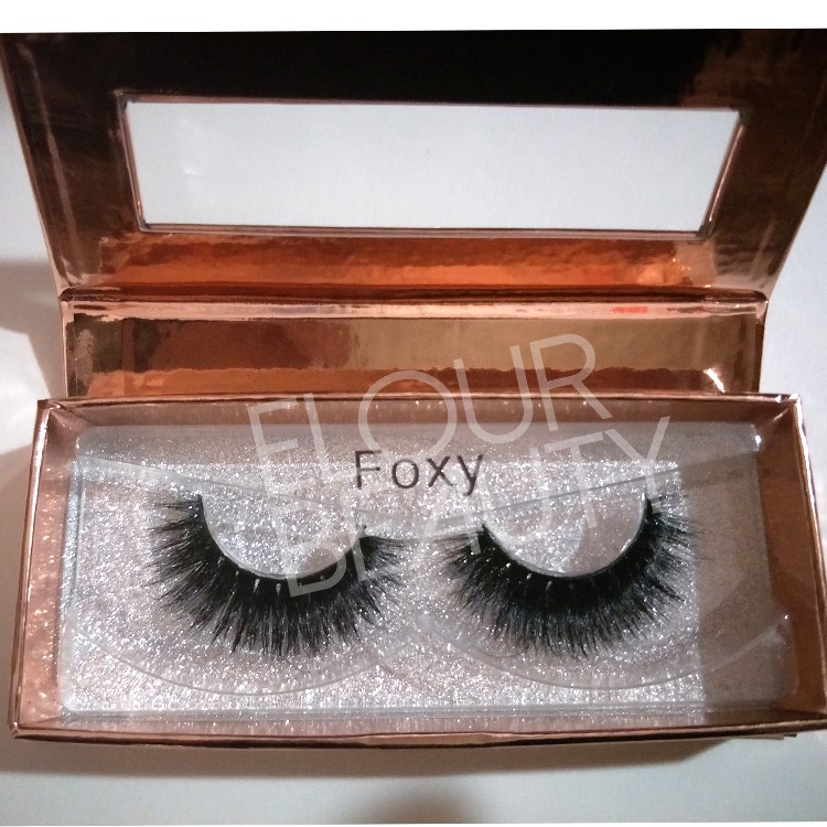 luxury mink 3d lashes magnetic box China.jpg